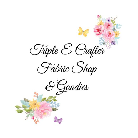 Festive Chunky Hand Crochet Christmas Infinity Cowl Red, White & Green - Picture 6 of 6